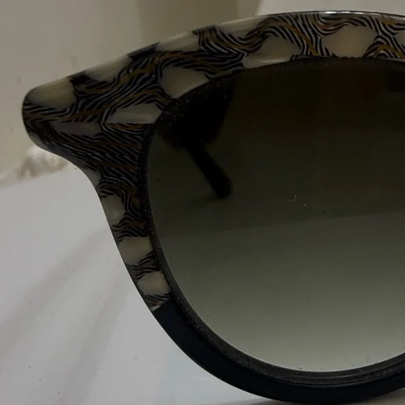 KREWE Collins Stella to Black Sunglasses - Picture 4 of 11